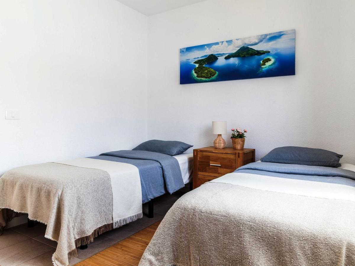Blue Waters Apartment With Heated Pool Коста-дель-Силенцио Экстерьер фото